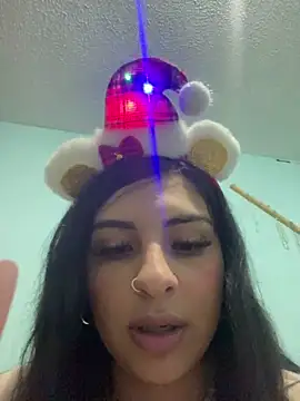 Snapshot of Hilary_pinkk chatting on 12-25-24, 07:03 Hilary pinkk online show from 12-25-24, 07:03