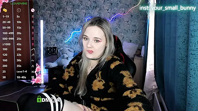 Your small bunny online show from 03-02-26, 05:08