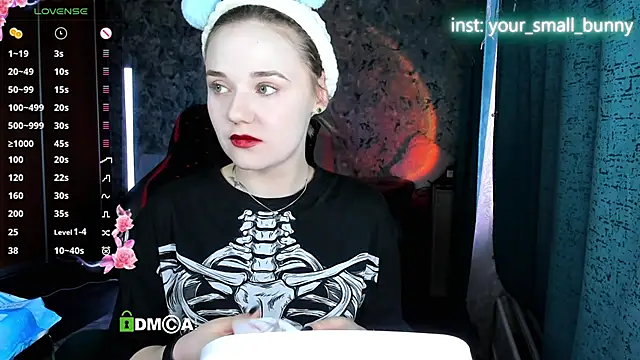 Your small bunny online show from 04-07-26, 02:12