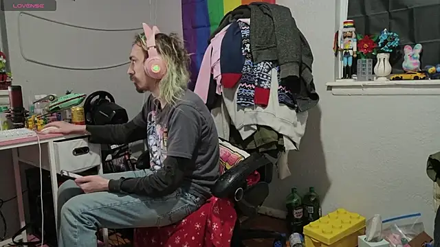 tallnerdyguy online show from 02-07-26, 03:21