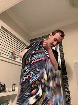 tallnerdyguy online show from 06-07-26, 03:32