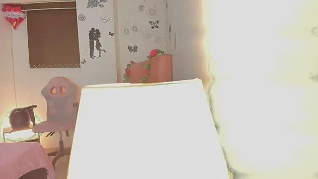 Snapshot of maribelsex303av chatting on 03-13-25, 04:45 maribelsex303av online show from 03-13-25, 04:45