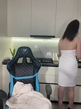 CurlyLara online show from 04-09-26, 05:51