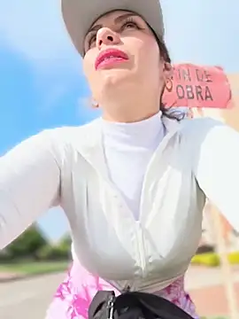 Alysson-- online show from 04-04-26, 01:08