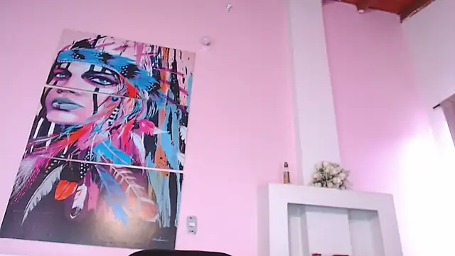 Snapshot of lunoxx_ chatting on 02-25-25, 05:04 lunoxx online show from 02-25-25, 05:04