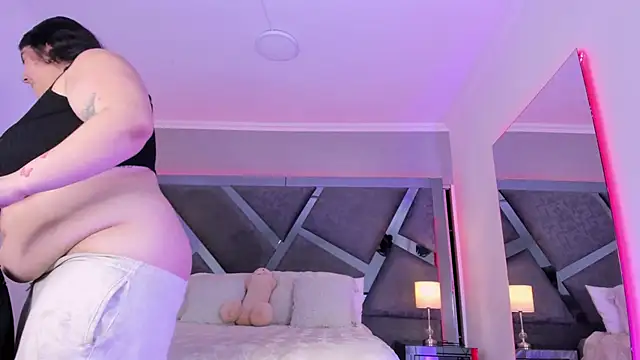 AmberiniHoffman online show from 02-11-25, 12:05