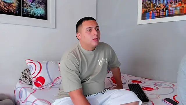 naughtyloverss online show from 01-22-25, 02:03