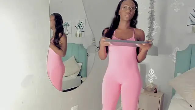 Khenta Michells online show from 01-24-25, 10:32