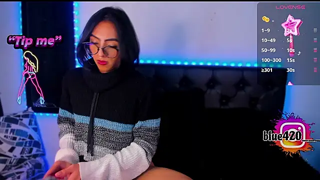 Skyler  blue4 online show from 12-06-24, 11:03