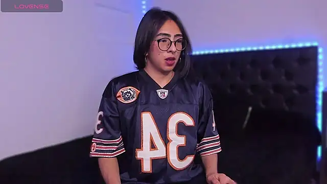 Skyler  blue4 online show from 03-03-25, 04:47