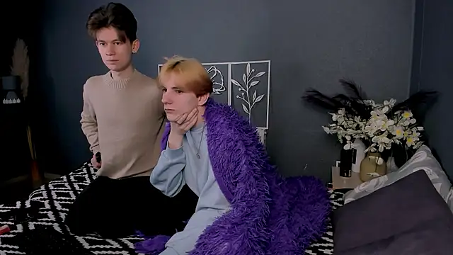 AndrewwCarter2 online show from 02-09-26, 08:24