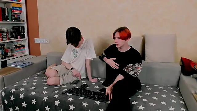 Snapshot of AndrewwCarter2 chatting on 06-19-26, 09:07 AndrewwCarter2 online show from 06-19-26, 09:07