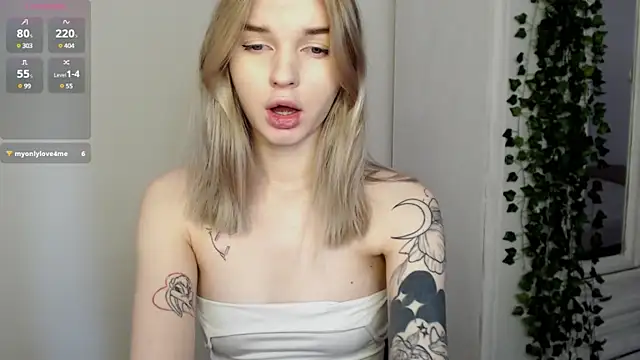 Snapshot of lounahyan chatting on 02-09-25, 08:33 lounahyan online show from 02-09-25, 08:33