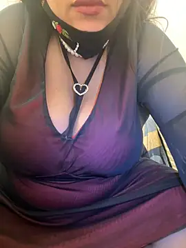 Snapshot of SnehaRai chatting on 09-20-25, 05:36 SnehaRai online show from 09-20-25, 05:36