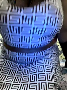 Snapshot of SnehaRai chatting on 10-03-25, 05:32 SnehaRai online show from 10-03-25, 05:32