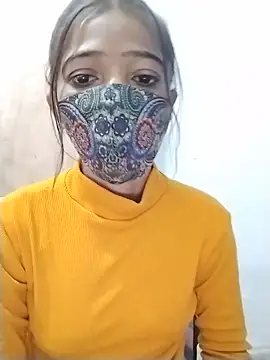 Snapshot of Cute-Ridhima chatting on 05-11-26, 03:45 Cute-Ridhima online show from 05-11-26, 03:45