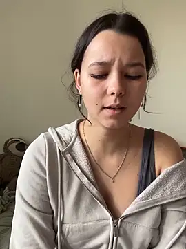 PoppyRobinson online show from 12-14-24, 08:13