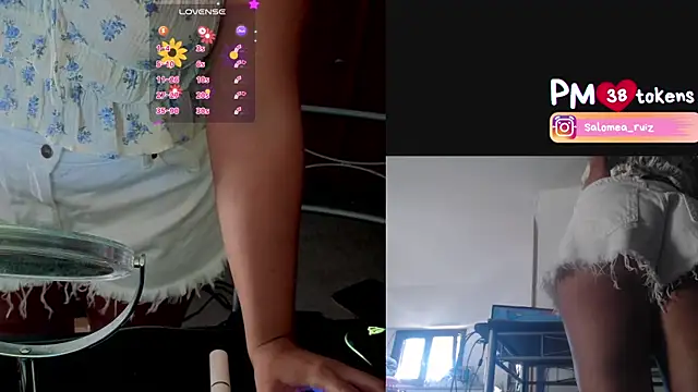 Snapshot of salomea_r chatting on 05-21-26, 05:20 salomea r online show from 05-21-26, 05:20
