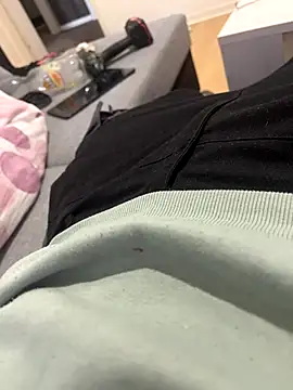 27SKLuder online show from 10-13-25, 12:49