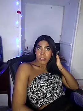 Snapshot of fernanda_Sweet1 chatting on 02-24-25, 04:38 fernanda Sweet1 online show from 02-24-25, 04:38