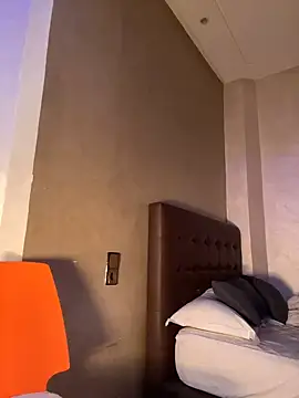 GLamouur online show from 12-14-24, 09:45