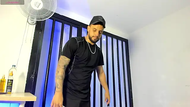 JackBlanco  online show from 01-31-25, 04:03