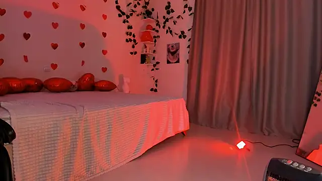 Emily relish online show from 02-19-25, 01:06