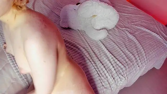 Emily relish online show from 02-25-25, 04:10