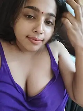 Snapshot of Sweet-Rani chatting on 07-04-26, 04:46 Sweet-Rani online show from 07-04-26, 04:46