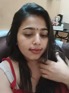 Snapshot of Sweet-Rani chatting on 07-29-26, 06:17 Sweet-Rani online show from 07-29-26, 06:17