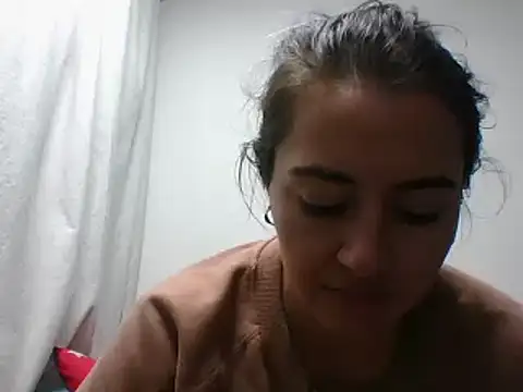  karlie kloss  online show from 12-27-24, 11:10