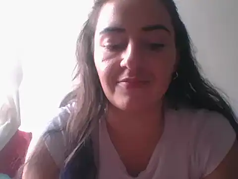  karlie kloss  online show from 01-09-25, 09:16