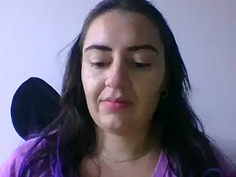  karlie kloss  online show from 01-22-25, 07:34