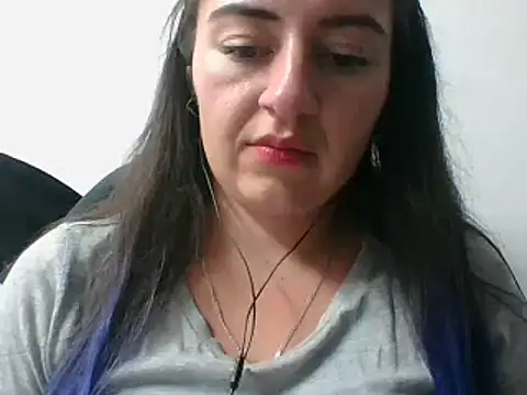  karlie kloss  online show from 01-29-25, 12:12