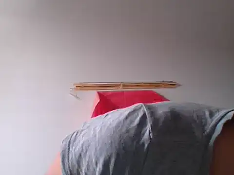  karlie kloss  online show from 09-18-25, 05:04