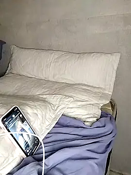 fofinhaa12 online show from 02-09-25, 01:46