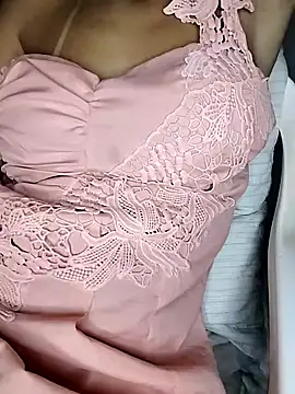 fofinhaa12 online show from 02-13-25, 04:28