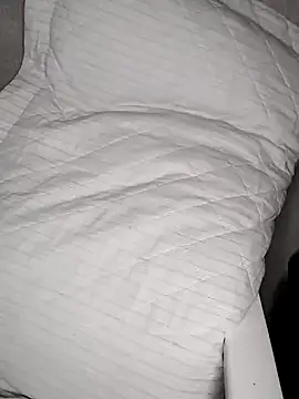 fofinhaa12 online show from 03-19-25, 05:17