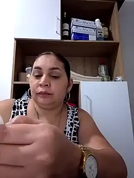 Snapshot of MirandaSoto chatting on 02-01-25, 02:45 MirandaSoto online show from 02-01-25, 02:45