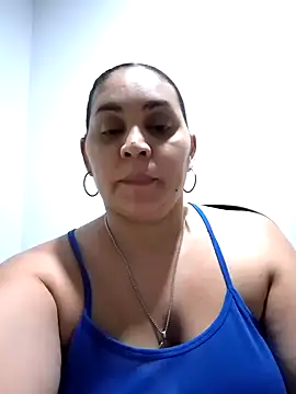 Snapshot of MirandaSoto chatting on 02-02-25, 06:48 MirandaSoto online show from 02-02-25, 06:48