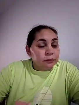 Snapshot of MirandaSoto chatting on 02-20-25, 04:39 MirandaSoto online show from 02-20-25, 04:39