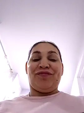Snapshot of MirandaSoto chatting on 02-22-25, 03:47 MirandaSoto online show from 02-22-25, 03:47
