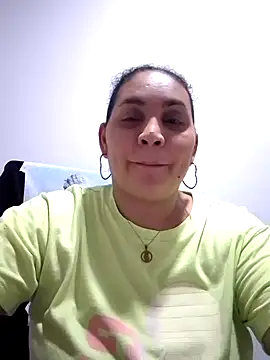 Snapshot of MirandaSoto chatting on 02-28-25, 03:37 MirandaSoto online show from 02-28-25, 03:37