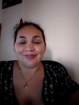 Snapshot of MirandaSoto chatting on 03-03-25, 03:09 MirandaSoto online show from 03-03-25, 03:09
