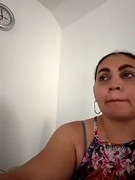 Snapshot of MirandaSoto chatting on 03-22-25, 07:53 MirandaSoto online show from 03-22-25, 07:53