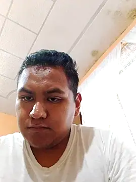 Snapshot of R1ch_Daddy chatting on 06-02-26, 02:52 R1ch Daddy online show from 06-02-26, 02:52