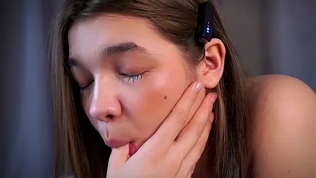 VeronaAppleberry online show from 02-18-25, 08:16