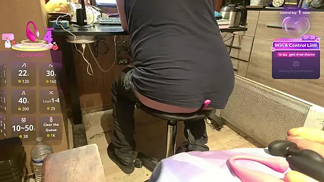 misteryman1956 online show from 03-11-26, 07:03