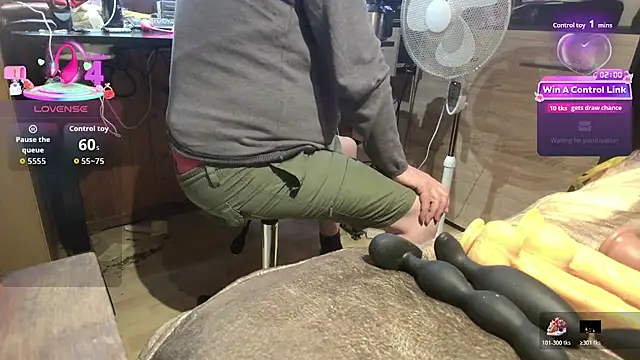 misteryman1956 online show from 07-22-26, 03:59