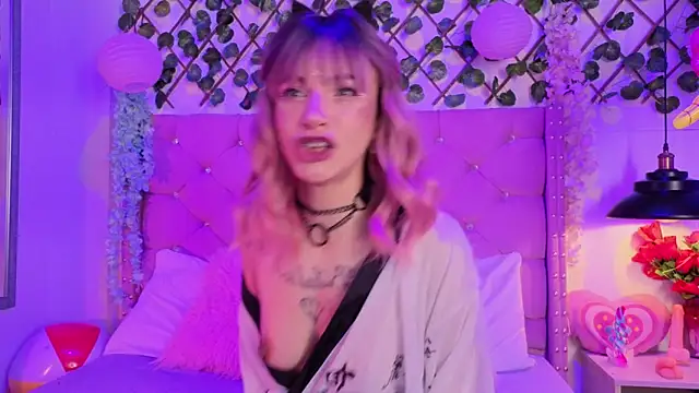 lauren evans96 online show from 11-11-25, 01:27